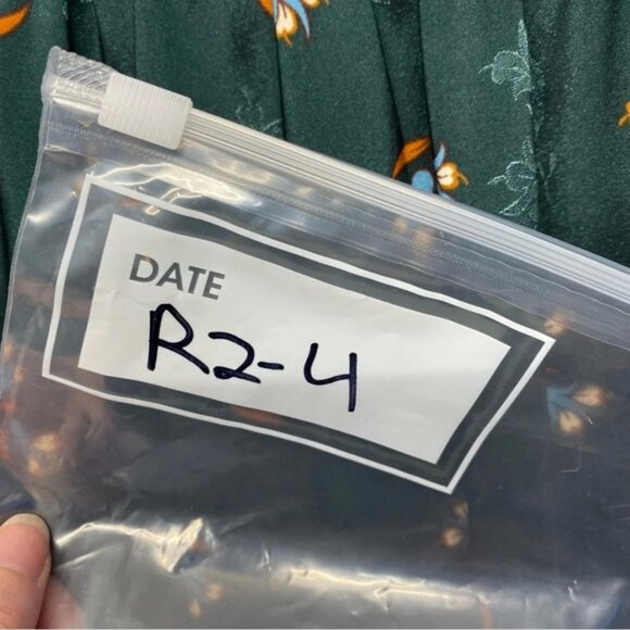 Veronica Beard Abbie Green Floral Blouse 2 Satin - Picture 10 of 10